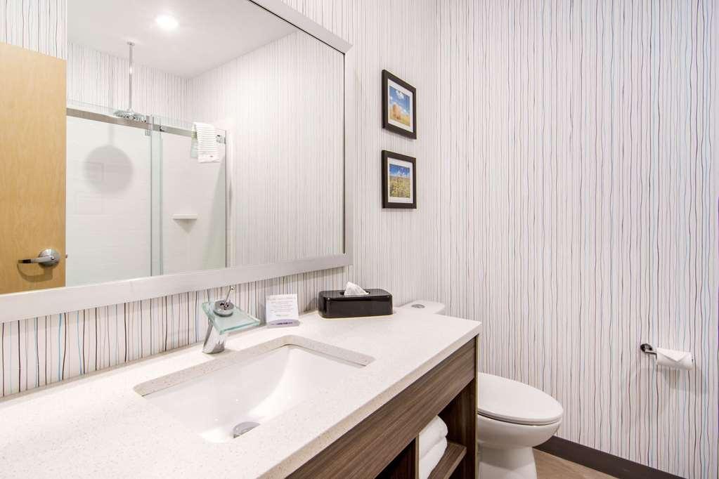 Comfort Inn & Suites North Battleford Esterno foto
