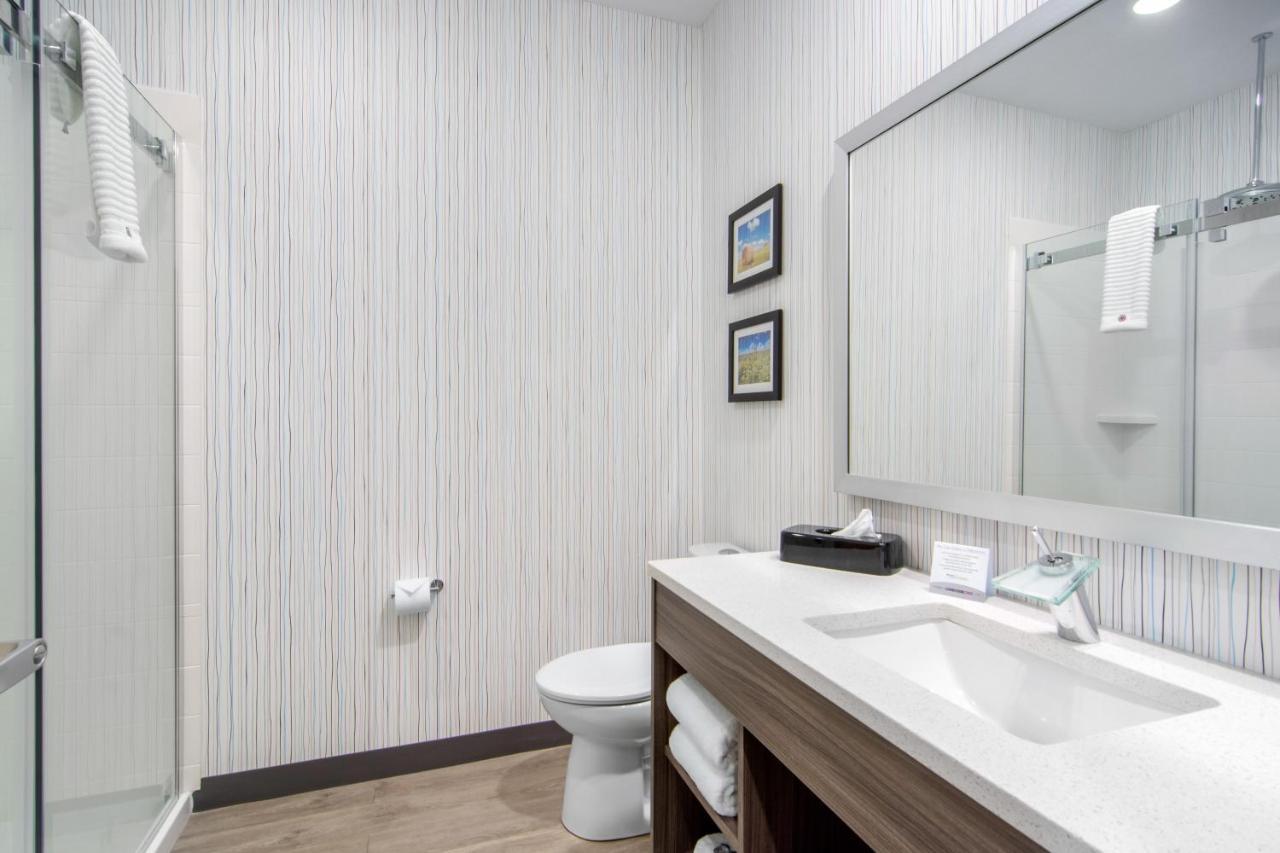 Comfort Inn & Suites North Battleford Esterno foto