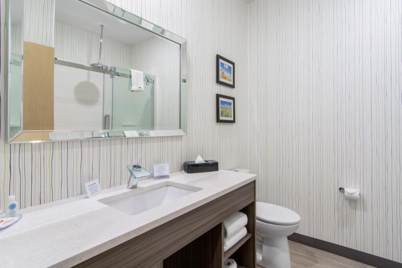 Comfort Inn & Suites North Battleford Esterno foto