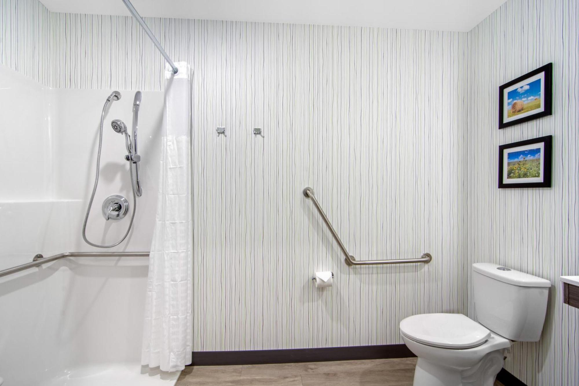 Comfort Inn & Suites North Battleford Esterno foto